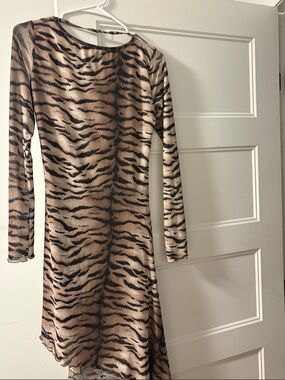 Women's Animal Print Long Sleeve Dress - Taupe/Black